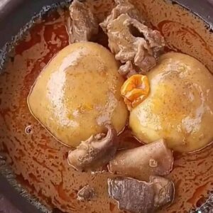 Igname pilé + sauce d'arachide
